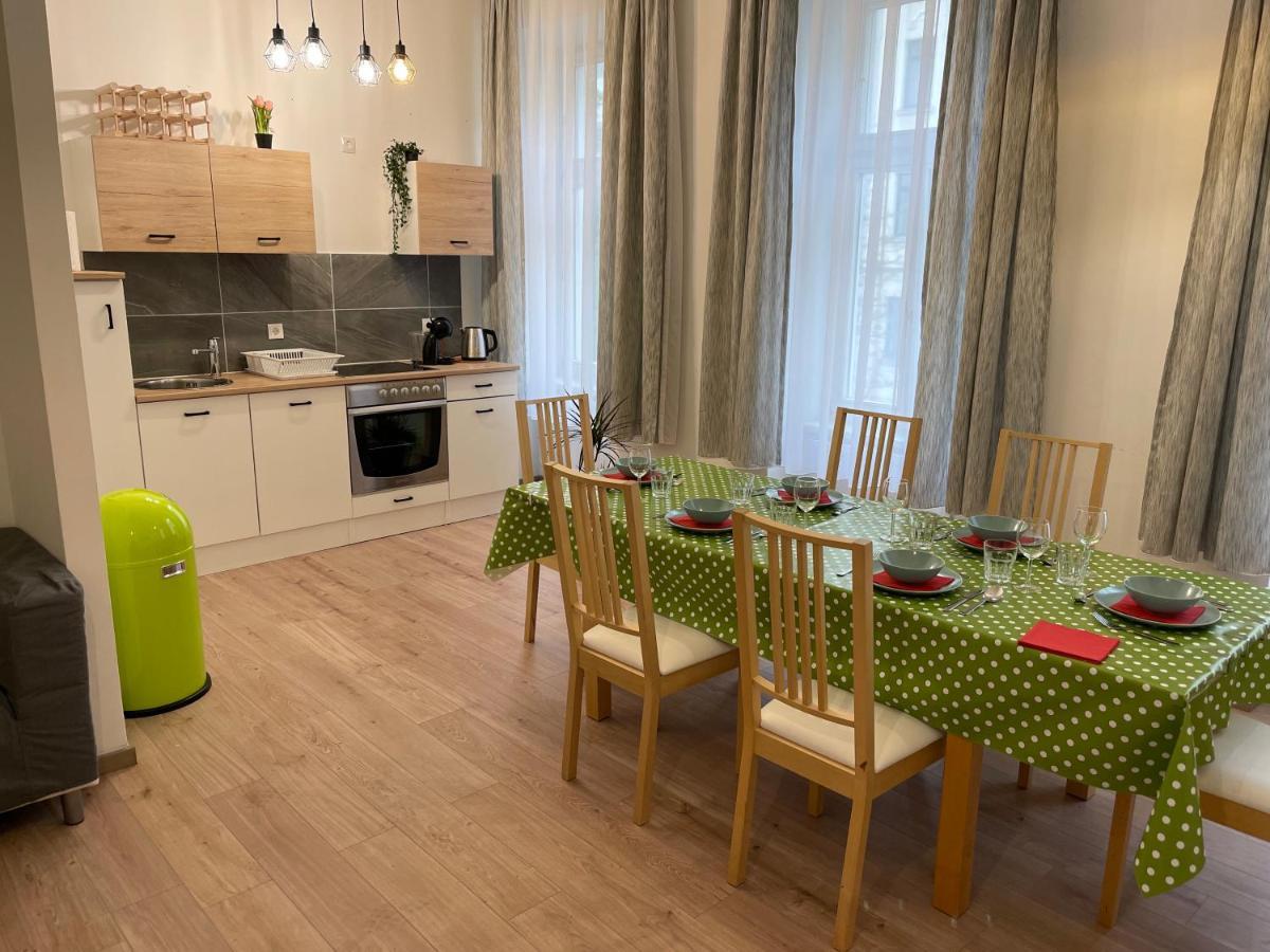Gesamte Unterkunft Fuer 6 Personen Bécs Kültér fotó